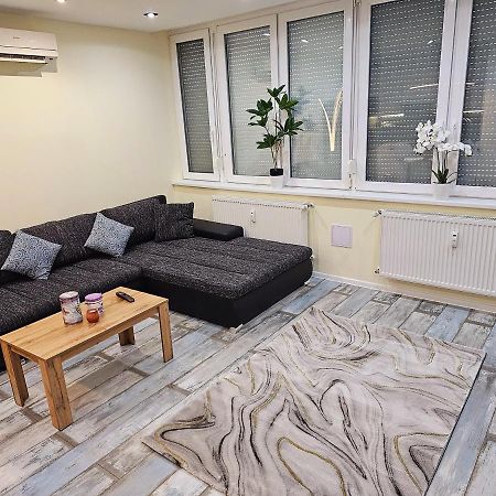 Urban Loft Διαμέρισμα Salgótarján Εξωτερικό φωτογραφία