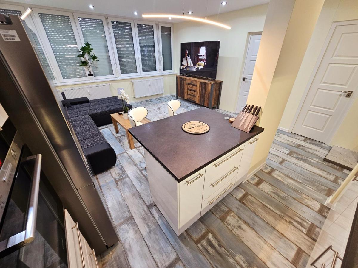 Urban Loft Διαμέρισμα Salgótarján Εξωτερικό φωτογραφία