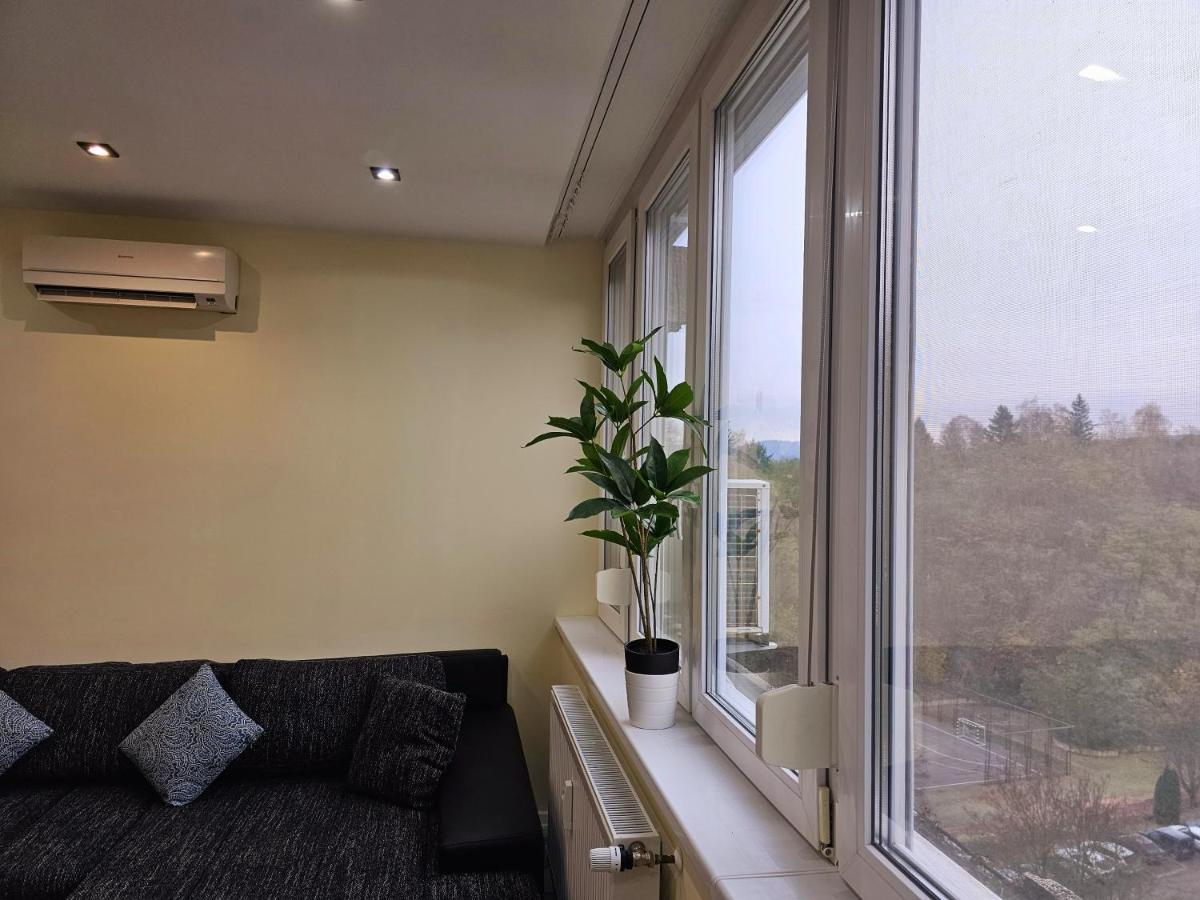 Urban Loft Διαμέρισμα Salgótarján Εξωτερικό φωτογραφία